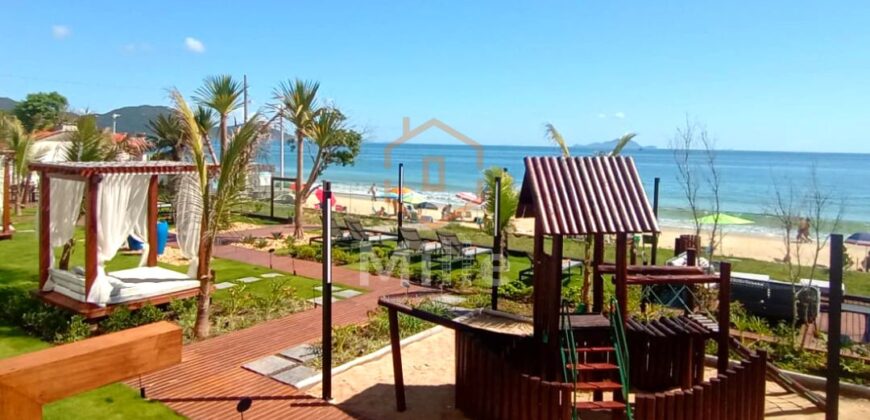 VENDE-SE COBERTURA NA PRAIA PÉ NA AREIA FRENTE AO MAR