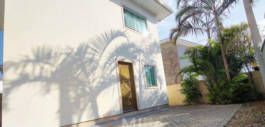 VENDE-SE SOBRADO DUPLEX MOBILIADO QUINTAL INDIVIDUAL