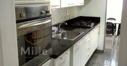 VENDE-SE APARTAMENTO MOBILIADO PRAIA DA BARRA DA TIJUCA