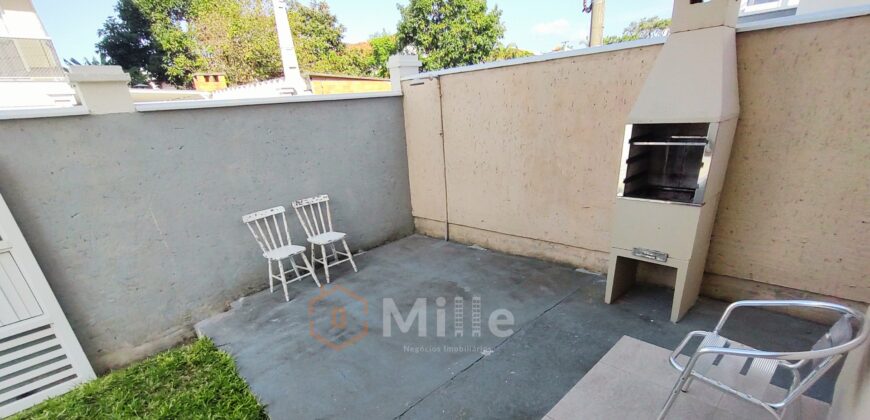 VENDE-SE SOBRADO DUPLEX MOBILIADO QUINTAL INDIVIDUAL