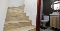 VENDE-SE SOBRADO DUPLEX MOBILIADO QUINTAL INDIVIDUAL