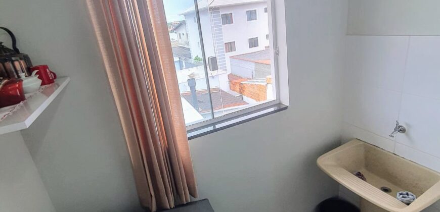 VENDE-SE APARTAMENTO 2 QUARTOS INGLESES FLORIANÓPOLIS