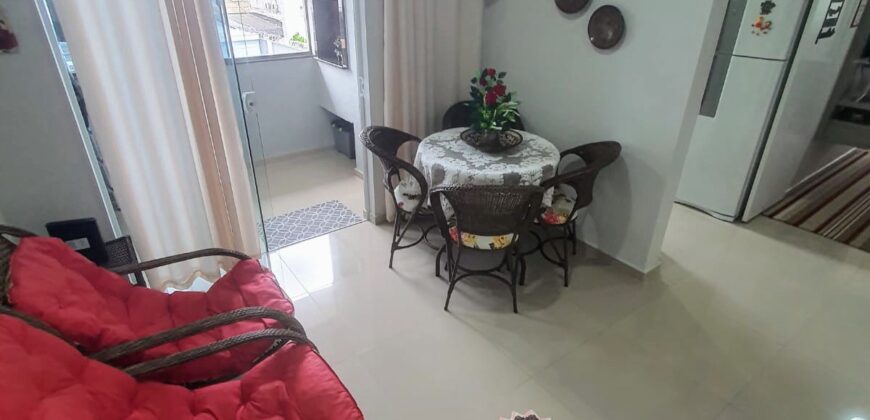 VENDE-SE APARTAMENTO 2 QUARTOS INGLESES FLORIANÓPOLIS