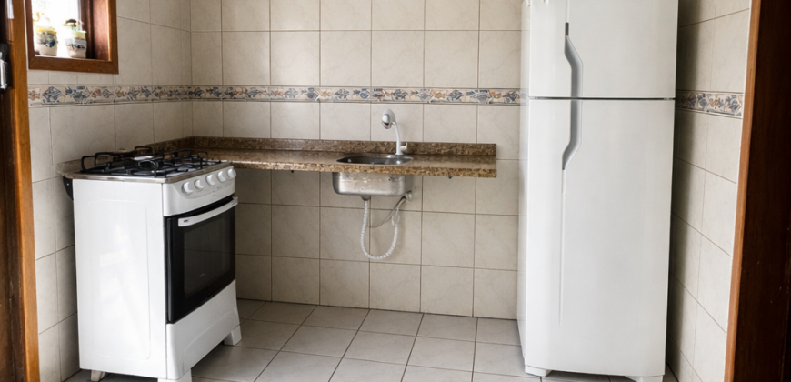 VENDE-SE CASA DE 2 QUARTOS NO RIO VERMELHO