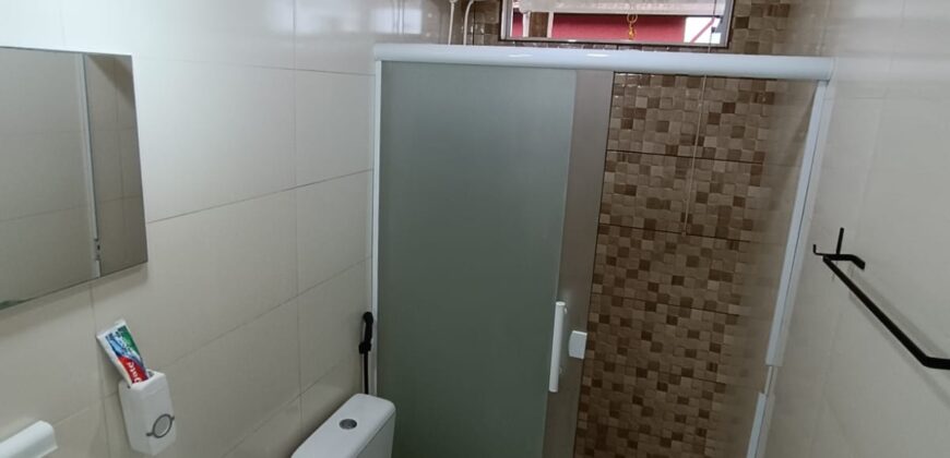ALUGA-SE KITNET MODERNA E EQUIPADA NO RIO VERMELHO
