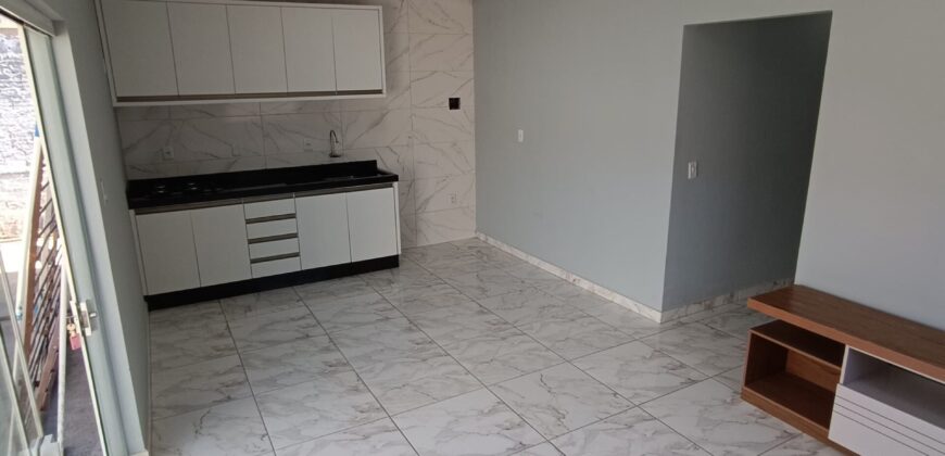 ALUGA-SE CASA NOVA RECEM CONSTRUÍDA NO INGLESES
