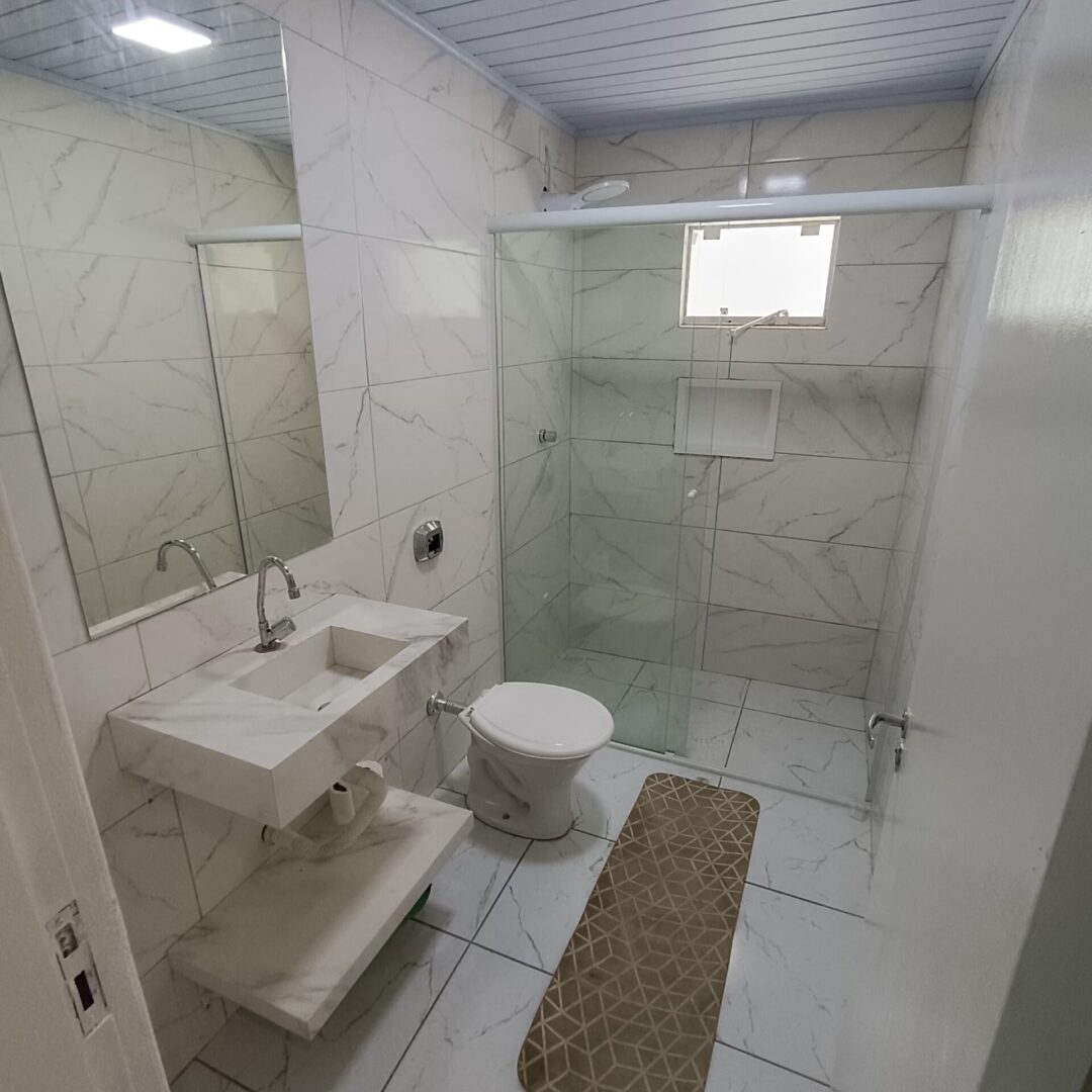 ALUGA-SE CASA NOVA RECEM CONSTRUÍDA NO INGLESES