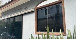 ALUGA-SE CASA COM 2 QUARTOS NO INGLESES