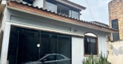 ALUGA-SE CASA COM 2 QUARTOS NO INGLESES