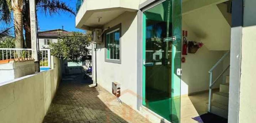 VENDE-SE AP COM SUITE PERTO DA PRAIA