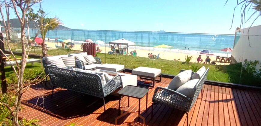 VENDE-SE APARTAMENTO PÉ NA AREIA ALTO PADRÃO