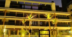 VENDE-SE APARTAMENTO PÉ NA AREIA ALTO PADRÃO