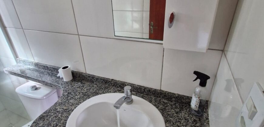 VENDE-SE AP COM SUITE PERTO DA PRAIA