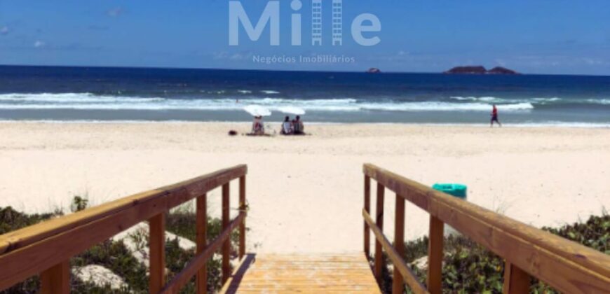 VENDE-SE AP COM SUITE PERTO DA PRAIA