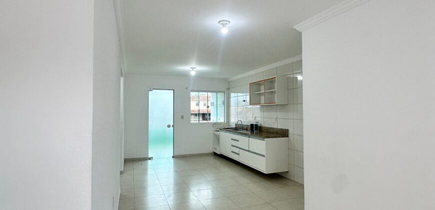 VENDE-SE AP COM SUITE PERTO DA PRAIA