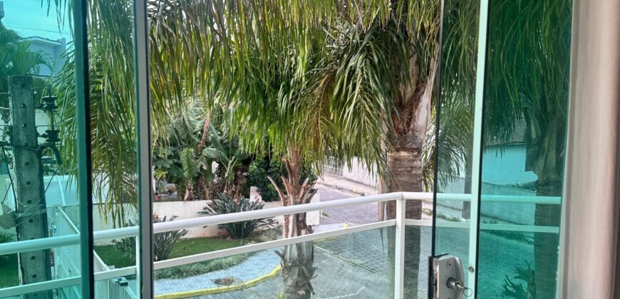 VENDE-SE AP COM SUITE PERTO DA PRAIA