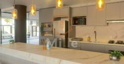 VENDE-SE APARTAMENTO PÉ NA AREIA ALTO PADRÃO