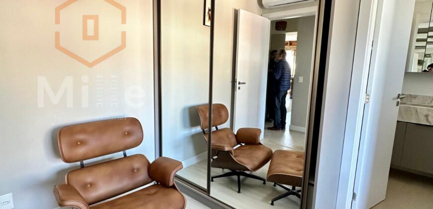 VENDE-SE APARTAMENTO PÉ NA AREIA ALTO PADRÃO