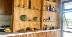 VENDE-SE APARTAMENTO PÉ NA AREIA ALTO PADRÃO