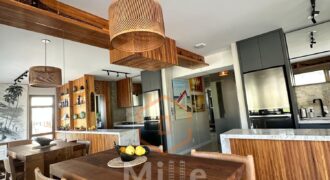 VENDE-SE APARTAMENTO PÉ NA AREIA ALTO PADRÃO