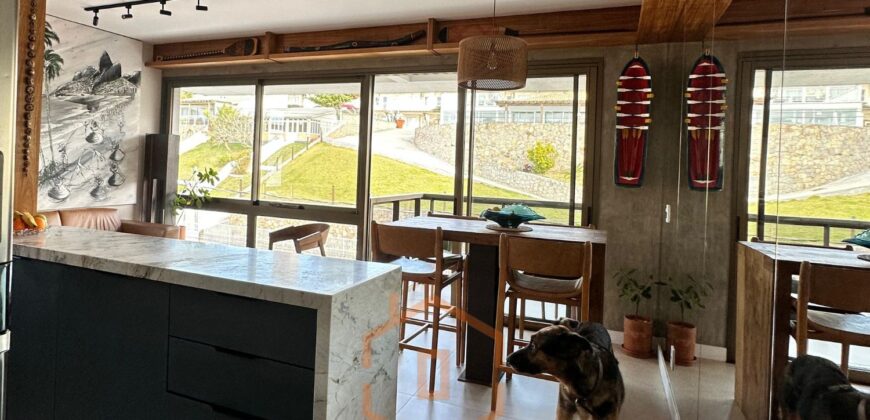 VENDE-SE APARTAMENTO PÉ NA AREIA ALTO PADRÃO