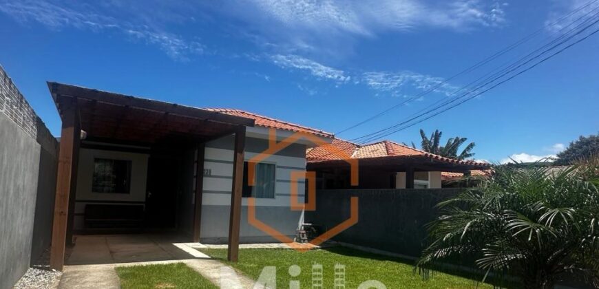 VENDE-SE CASA PRIVATIVA 3 QUARTOS