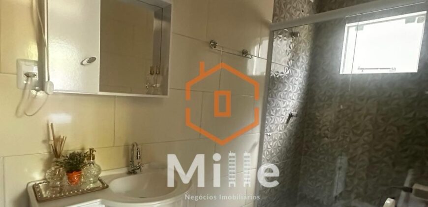 VENDE-SE CASA PRIVATIVA 3 QUARTOS