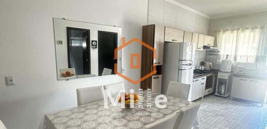 VENDE-SE CASA PRIVATIVA 3 QUARTOS