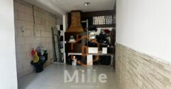 ALUGA-SE CASA COM 3 QUARTOS NO INGLESES