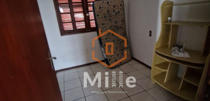 VENDE-SE CASA AMPLA 4 QUARTOS INGLESES