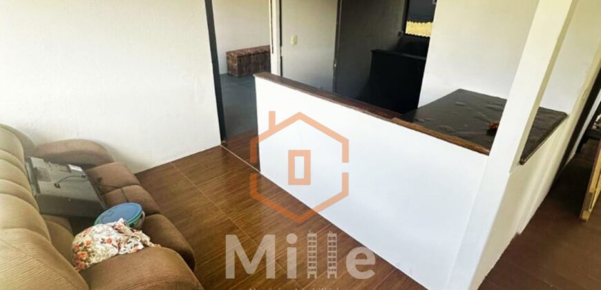 ALUGA-SE CASA COM 3 QUARTOS NO INGLESES