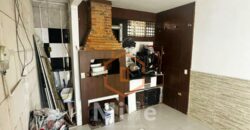 ALUGA-SE CASA COM 3 QUARTOS NO INGLESES