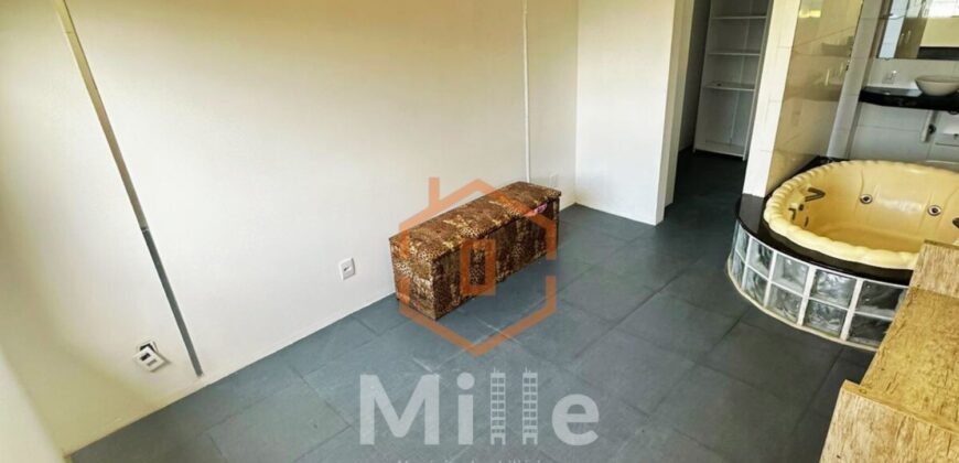 ALUGA-SE CASA COM 3 QUARTOS NO INGLESES