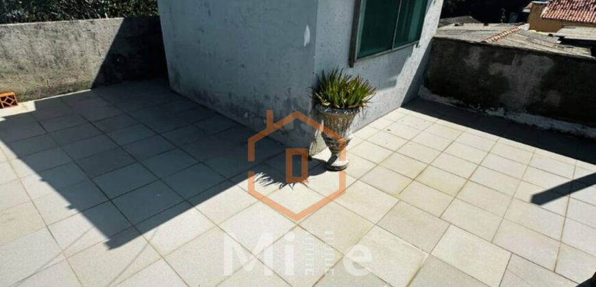 ALUGA-SE CASA COM 3 QUARTOS NO INGLESES