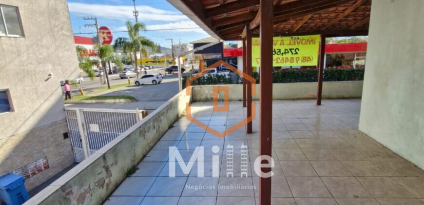 VENDE-SE CASA AMPLA 4 QUARTOS INGLESES