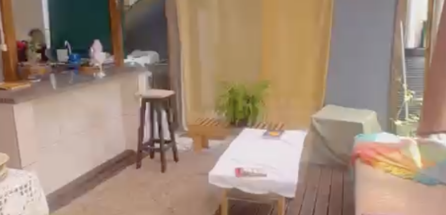 ALUGA-SE CASA 4 QUARTOS CACHOEIRA DO BOM JESUS