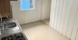 ALUGA-SE CASA INDIVIDUAL COM 2 QUARTOS NO RIO VERMELHO