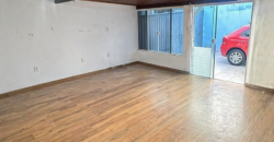 ALUGA-SE CASA INDIVIDUAL COM 2 QUARTOS NO RIO VERMELHO