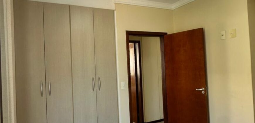 ALUGA-SE APARTAMENTO 3 QUARTOS INGLESES NORTE